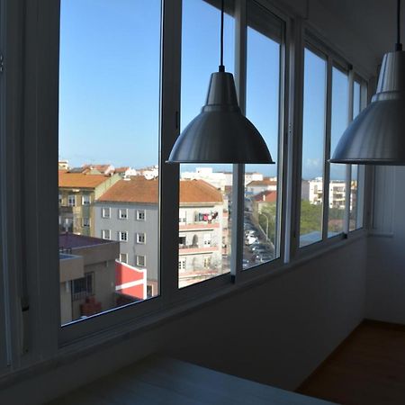M&H Loft - Apartamento T2 Em セトゥーバル エクステリア 写真