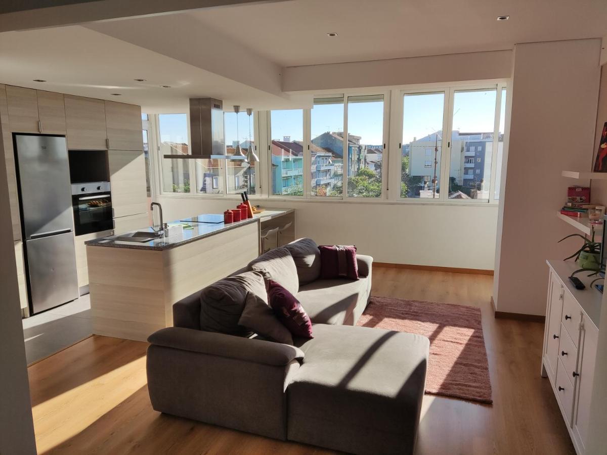 M&H Loft - Apartamento T2 Em セトゥーバル エクステリア 写真