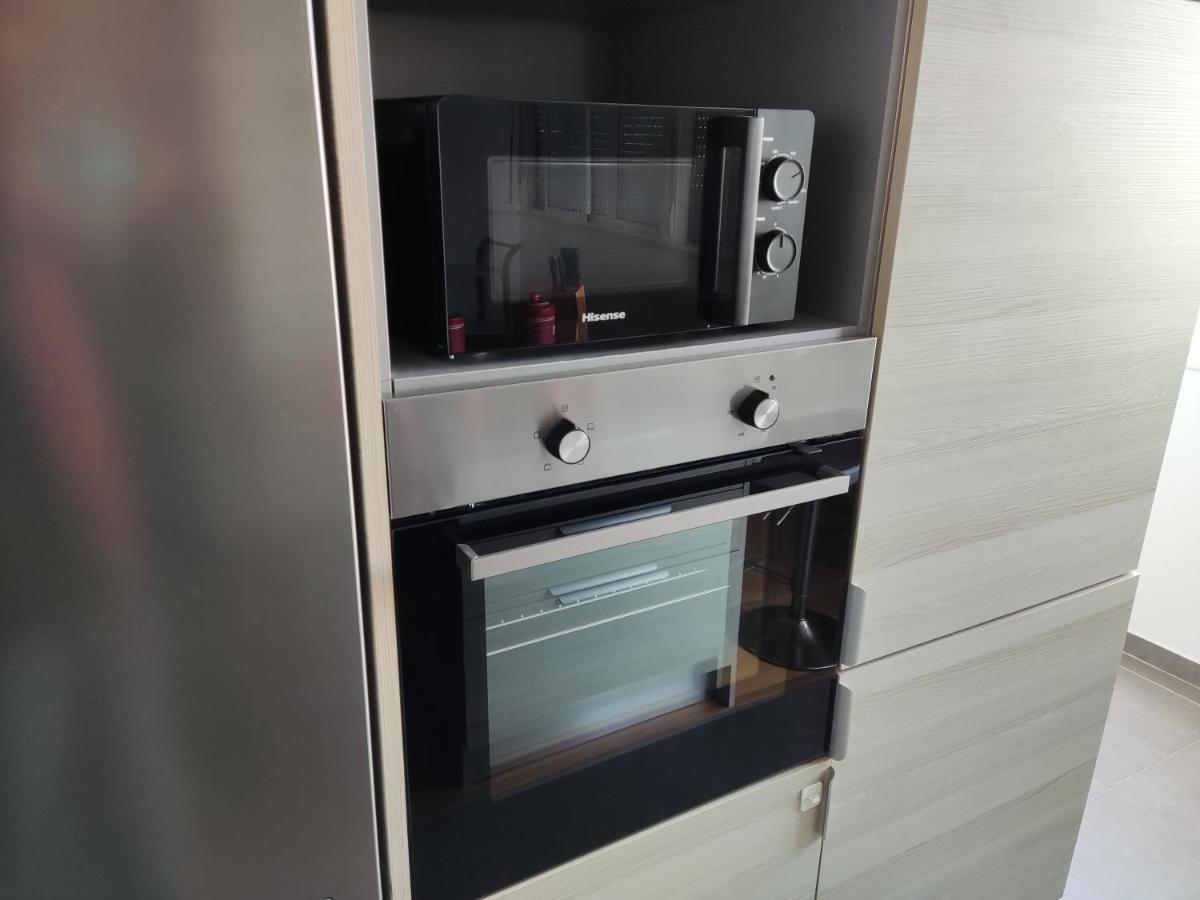 M&H Loft - Apartamento T2 Em セトゥーバル エクステリア 写真